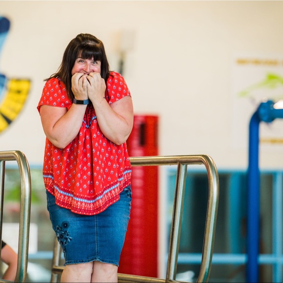 Meet your Posher, Erin - Picture 1 of 2